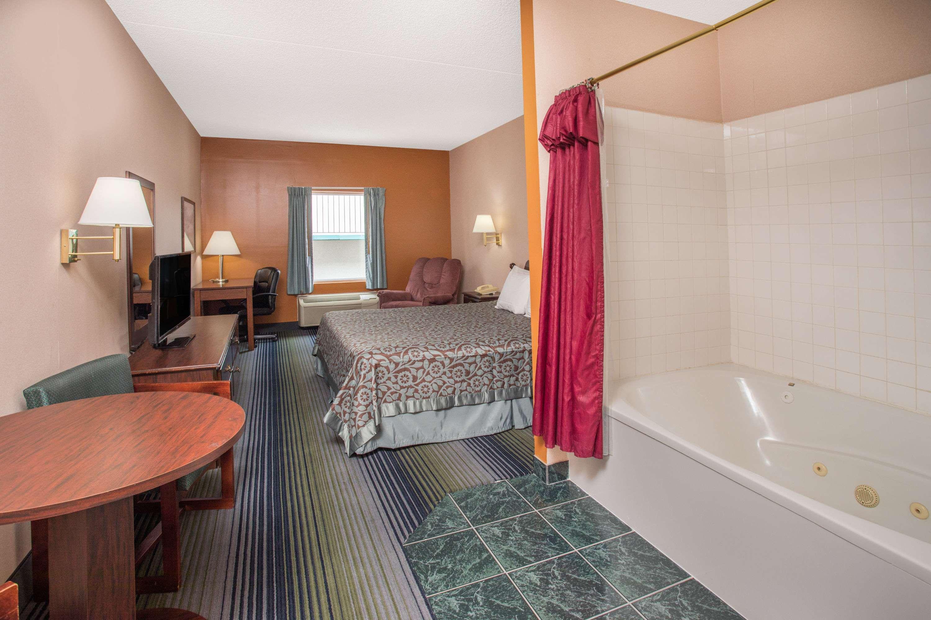 Days Inn By Wyndham Harrison Luaran gambar
